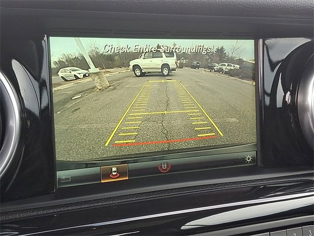 Used 2019 Mercedes-Benz SLC 300 w/ Premium Package image 15