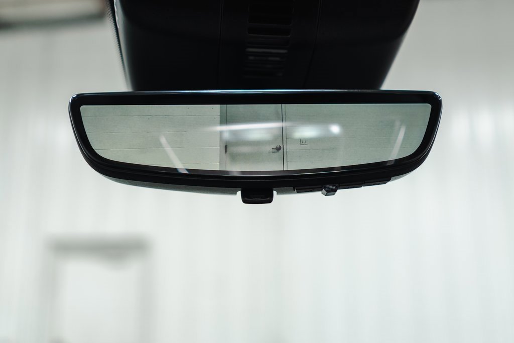 Used 2024 GMC Acadia Denali image 24