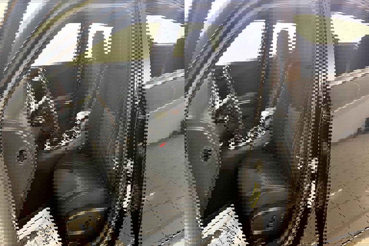 Used 2023 Dodge Charger SXT image 21