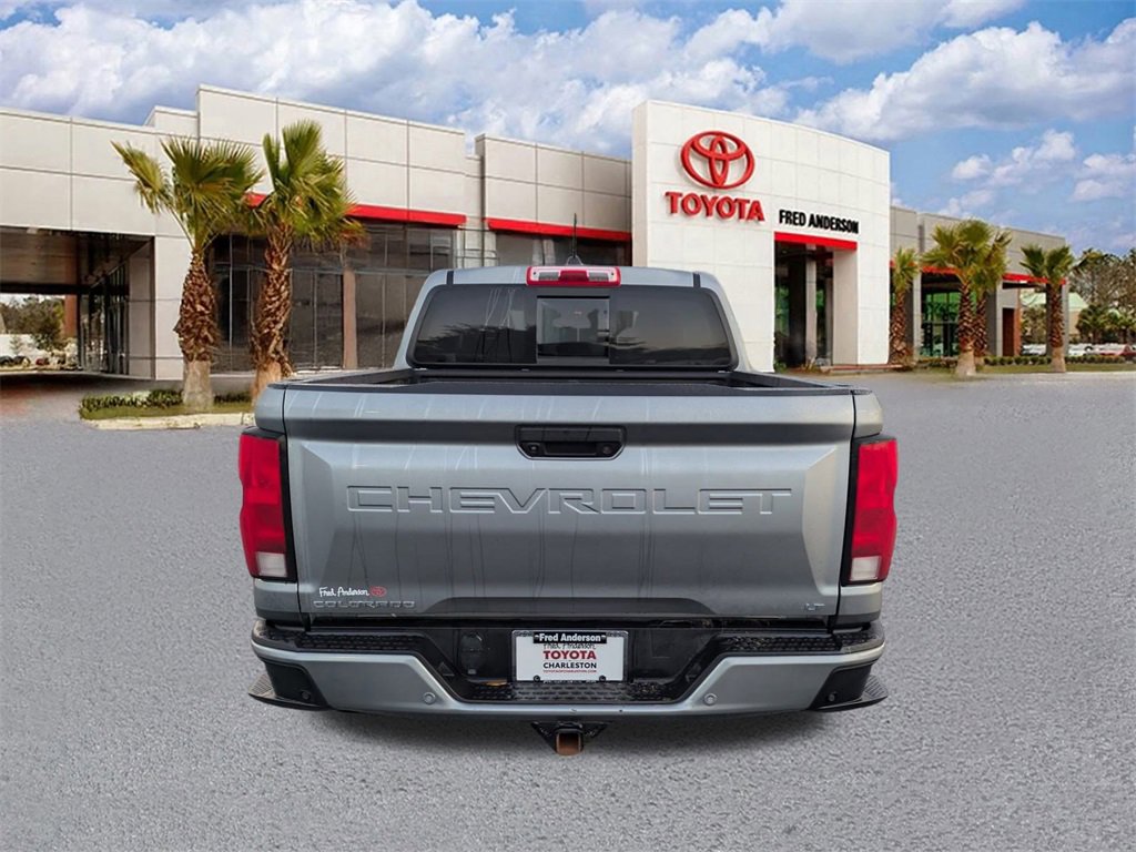 Used 2023 Chevrolet Colorado LT w/ LT Convenience Package II image 5