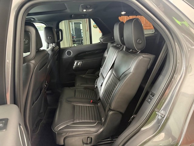 Used 2019 Land Rover Discovery HSE image 7