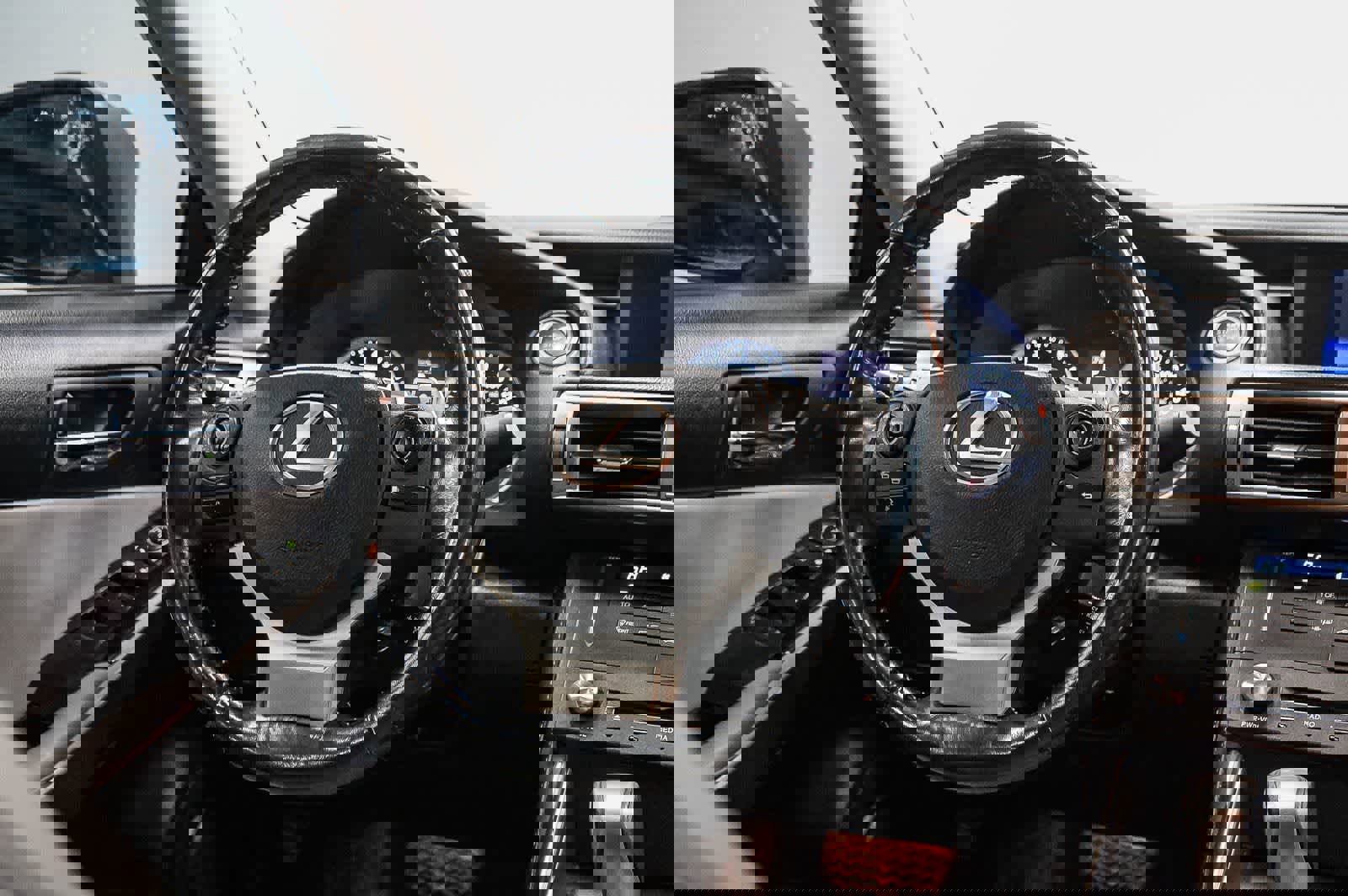 Used 2015 Lexus IS 250 RWD image 15