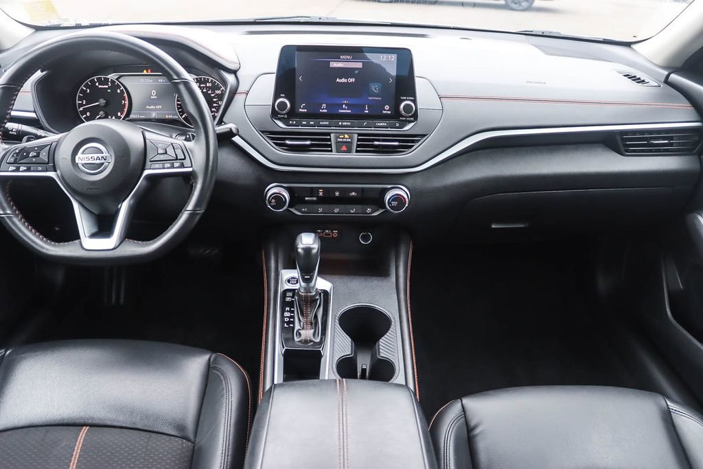 Used 2022 Nissan Altima 2.5 SR image 17