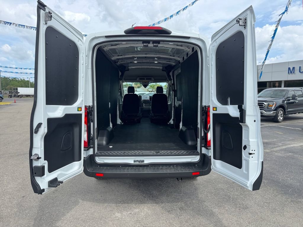 New 2026 Ford Transit 250 148 Medium Roof image 22