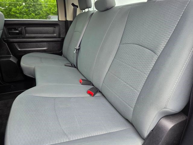 Used 2015 RAM 1500 Express AWD/4WD image 10