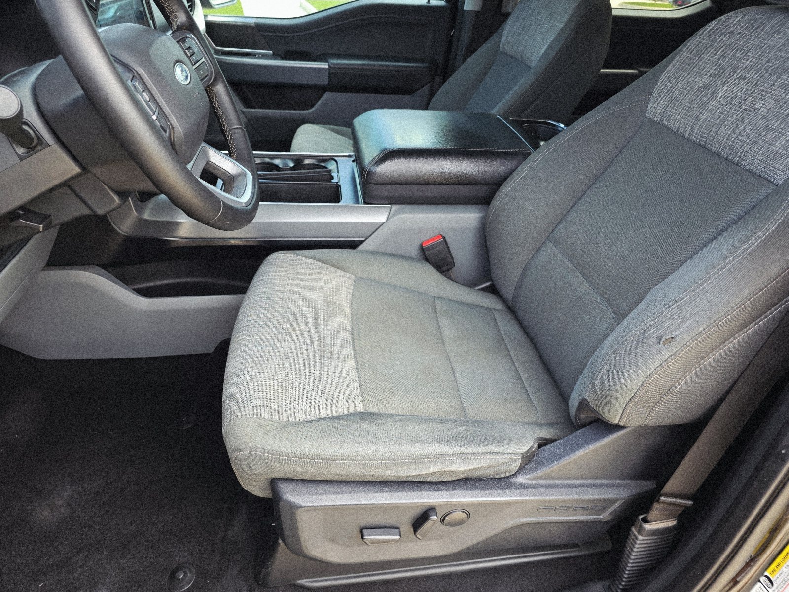 Used 2023 Ford F150 XLT w/ Equipment Group 302A High RWD image 14