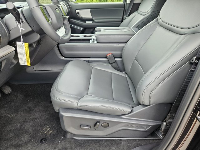 New 2026 Ford Expedition Active RWD image 10
