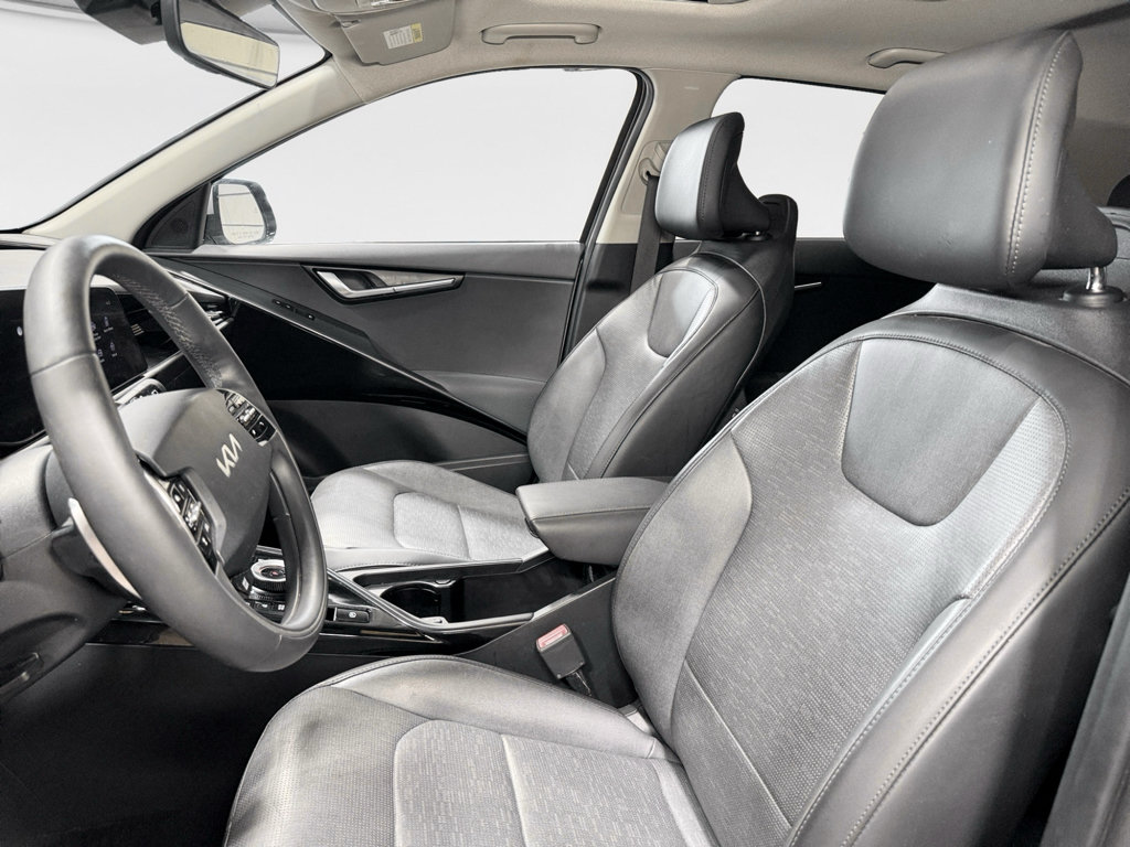 Used 2023 Kia Niro Wave w/ Wave Preserve Package FWD image 17