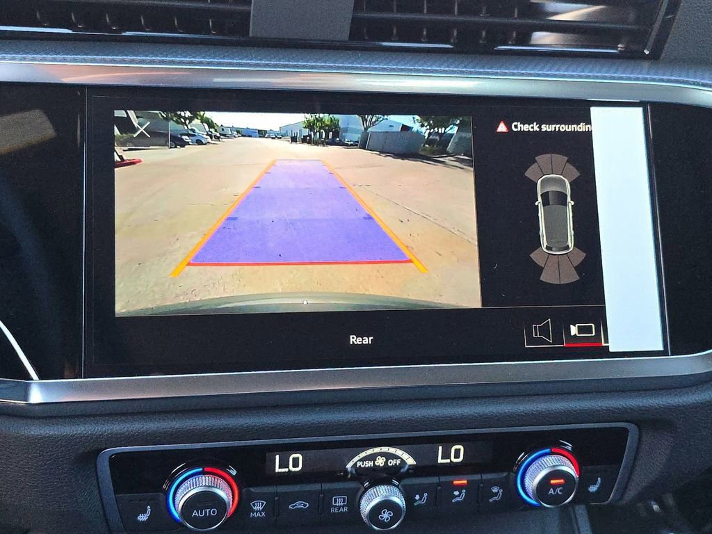 Certified 2025 Audi Q3 2.0T Premium w/ Convenience Package image 26