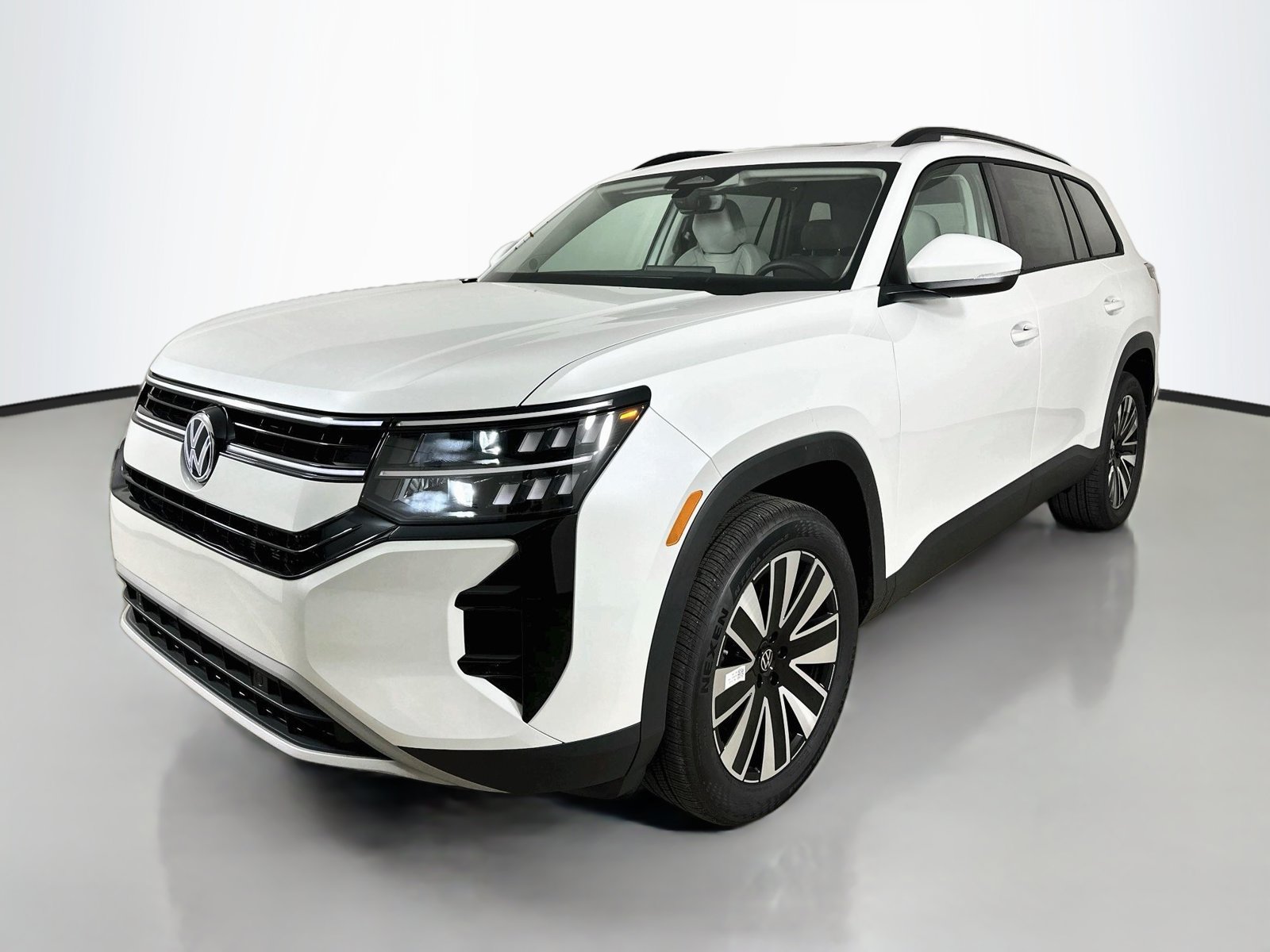 New 2027 Volkswagen Atlas SE