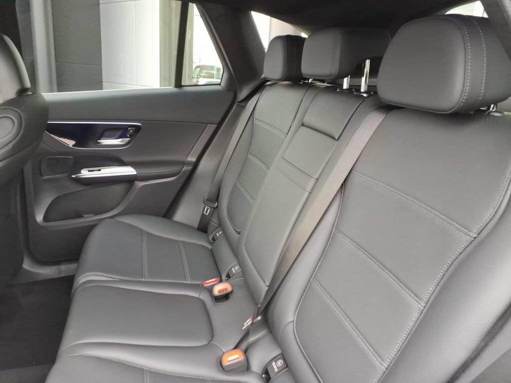 New 2026 Mercedes-Benz GLC 300 4MATIC image 26