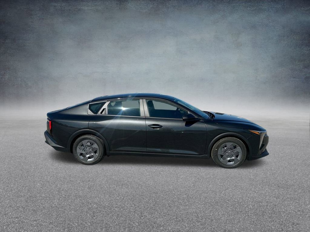 Used 2025 Kia K4 LX image 33