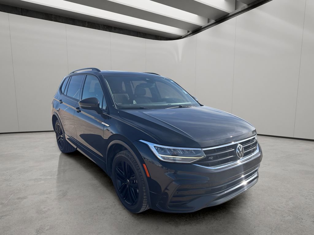 Used 2022 Volkswagen Tiguan SE R-Line AWD/4WD image 7