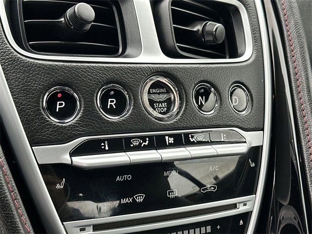 Used 2020 Aston Martin DB11 Coupe image 23
