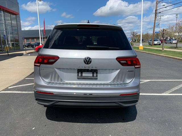 Used 2022 Volkswagen Tiguan SE image 4