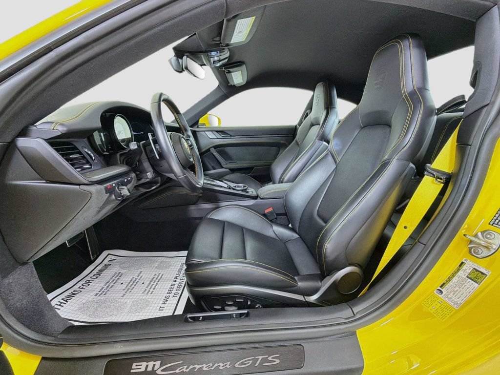 Certified 2023 Porsche 911 Carrera GTS RWD image 5