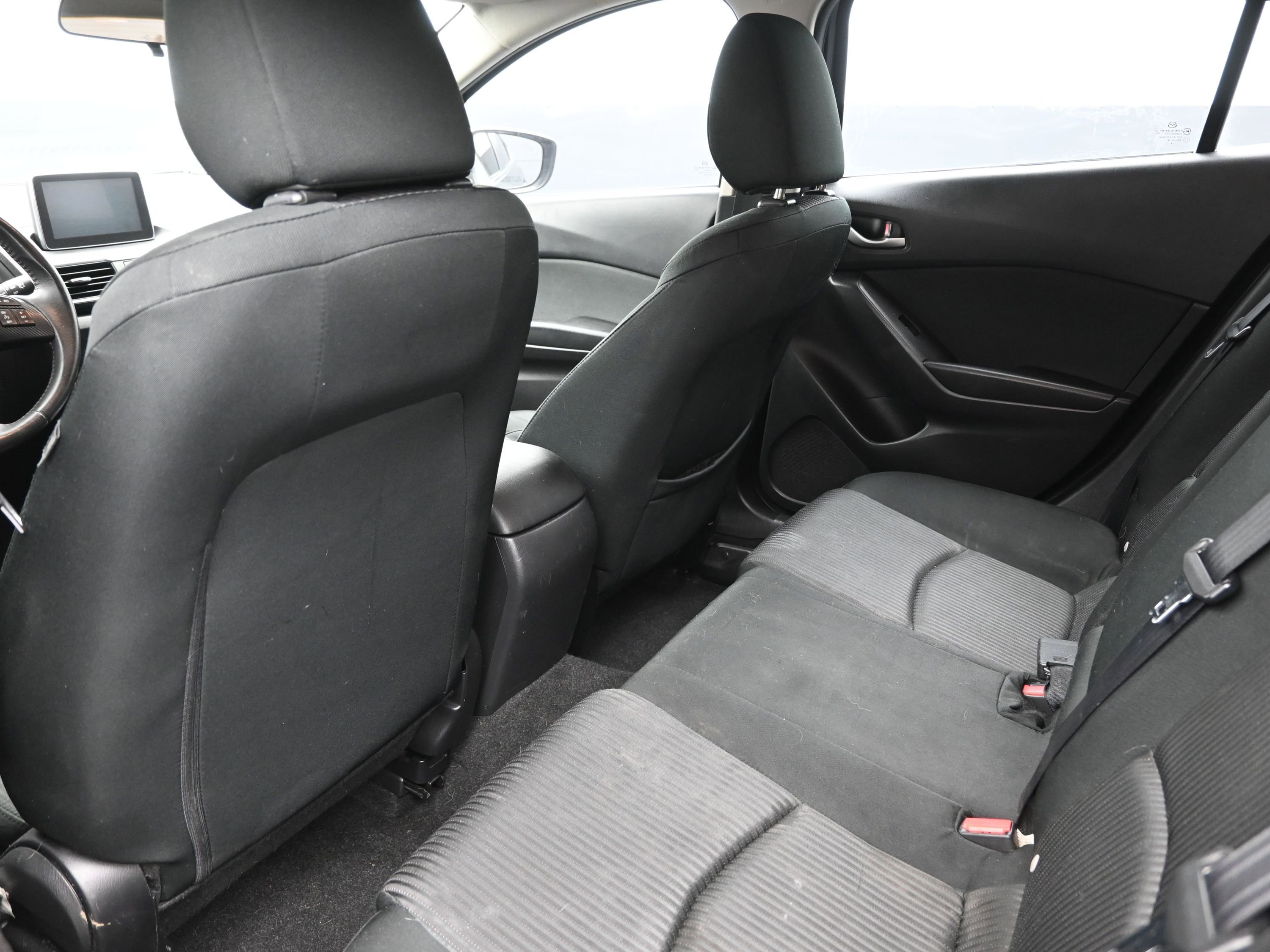 Used 2015 MAZDA MAZDA3 i Touring w/ Technology Package FWD image 20