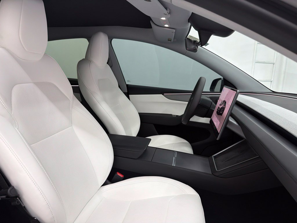 Used 2026 Tesla Model Y 2WD image 30