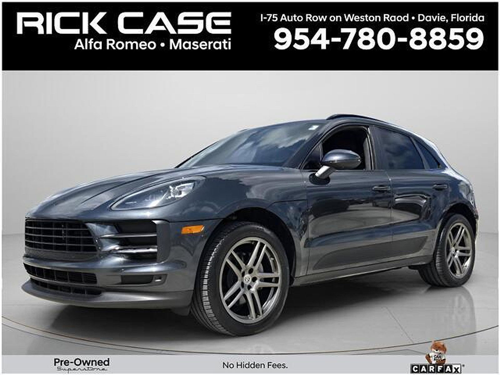 Used 2019 Porsche Macan AWD/4WD image 1
