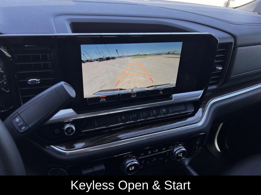 Used 2025 GMC Sierra 2500 SLE w/ Preferred Package image 21