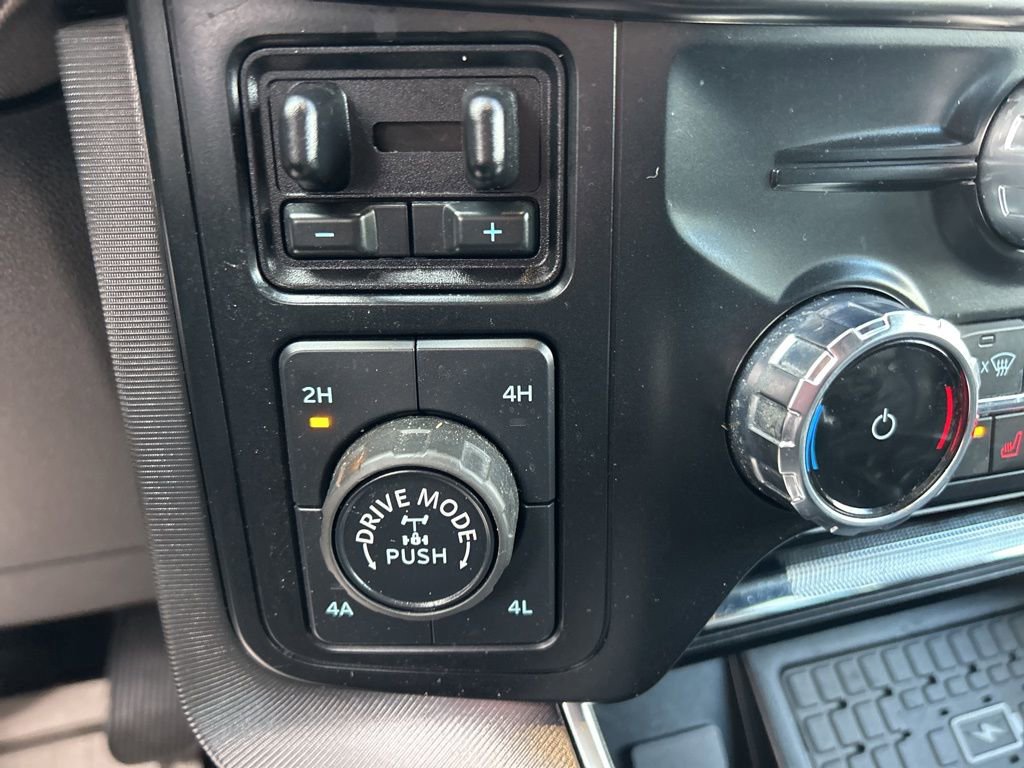 Used 2024 Ford F150 Platinum w/ Equipment Group 702A High image 27