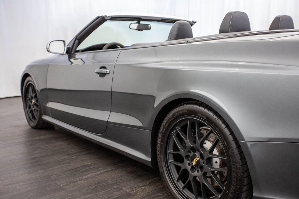 Used 2014 Audi RS 5 Cabriolet image 28