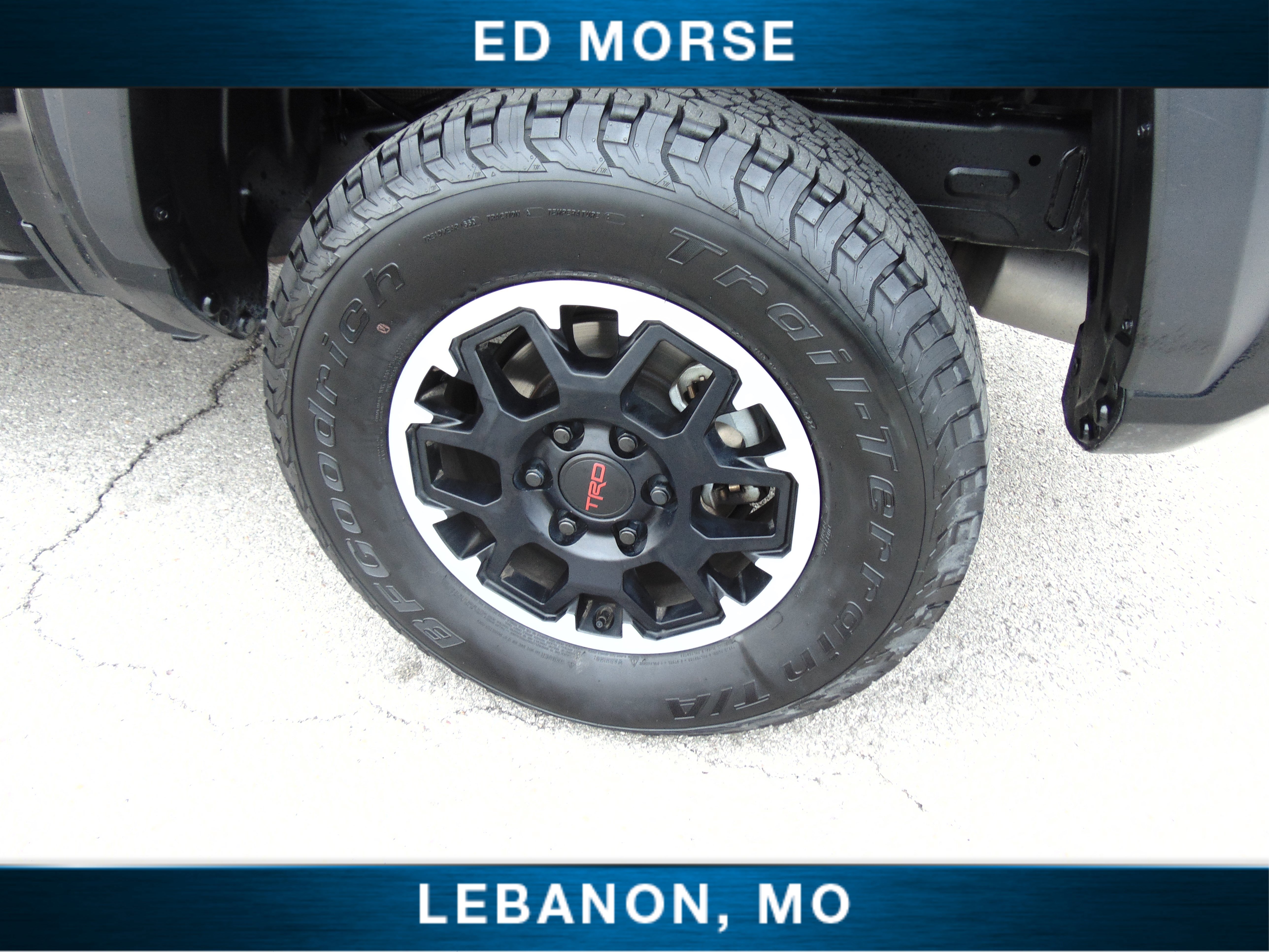 Used 2024 Toyota Tacoma TRD Off-Road image 9