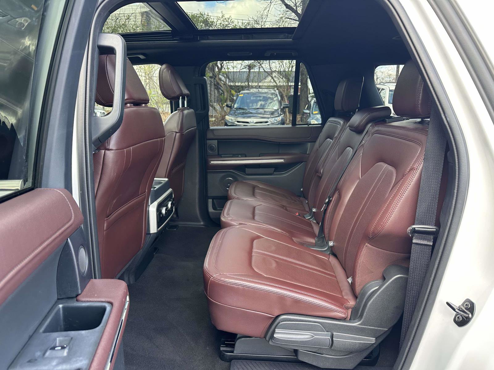 Certified 2024 Ford Expedition Max Limited AWD/4WD image 14