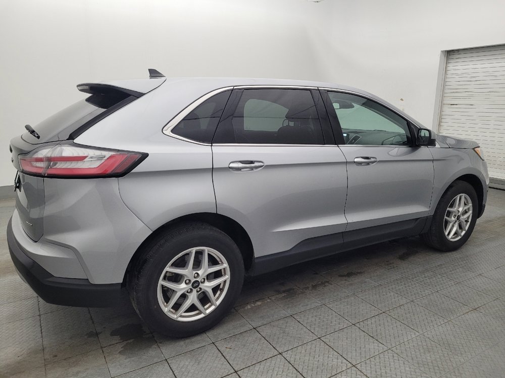 Used 2024 Ford Edge SEL image 10