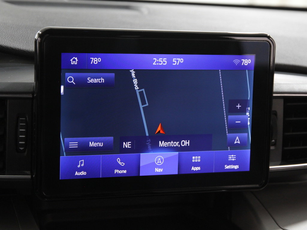 Certified 2022 Ford Explorer XLT w/ Equipment Group 202A image 13