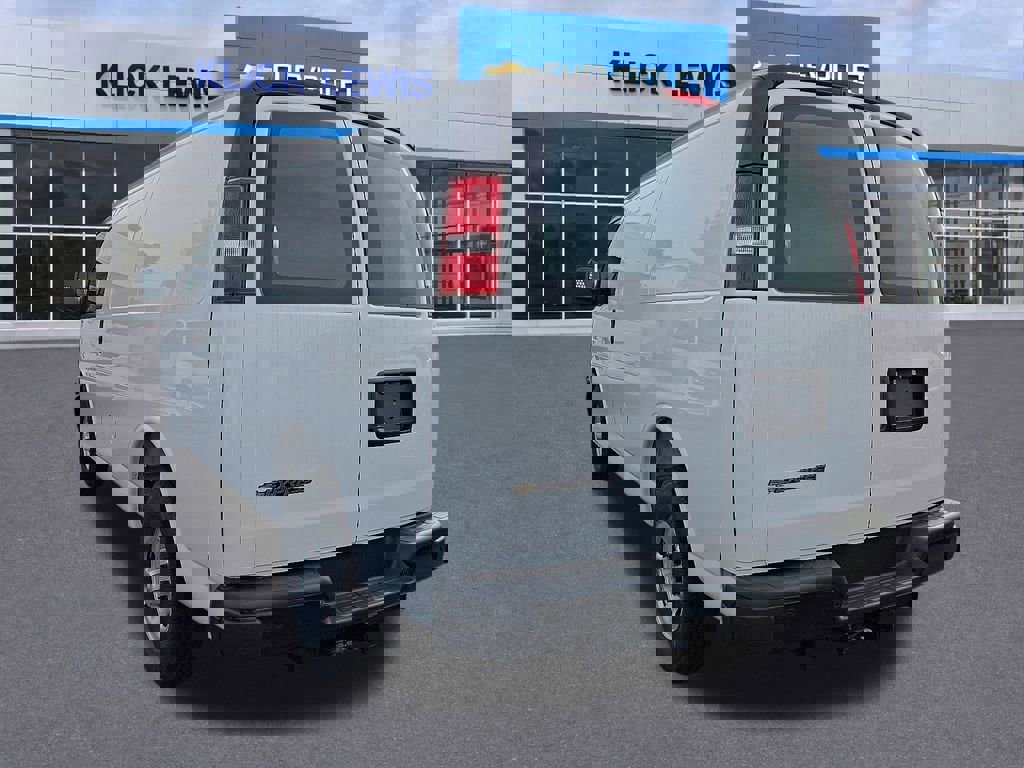 New 2025 Chevrolet Express 3500 w/ Driver Convenience Package image 4