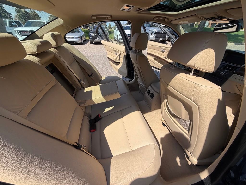 Used 2009 BMW 328i xDrive Sedan AWD/4WD image 28