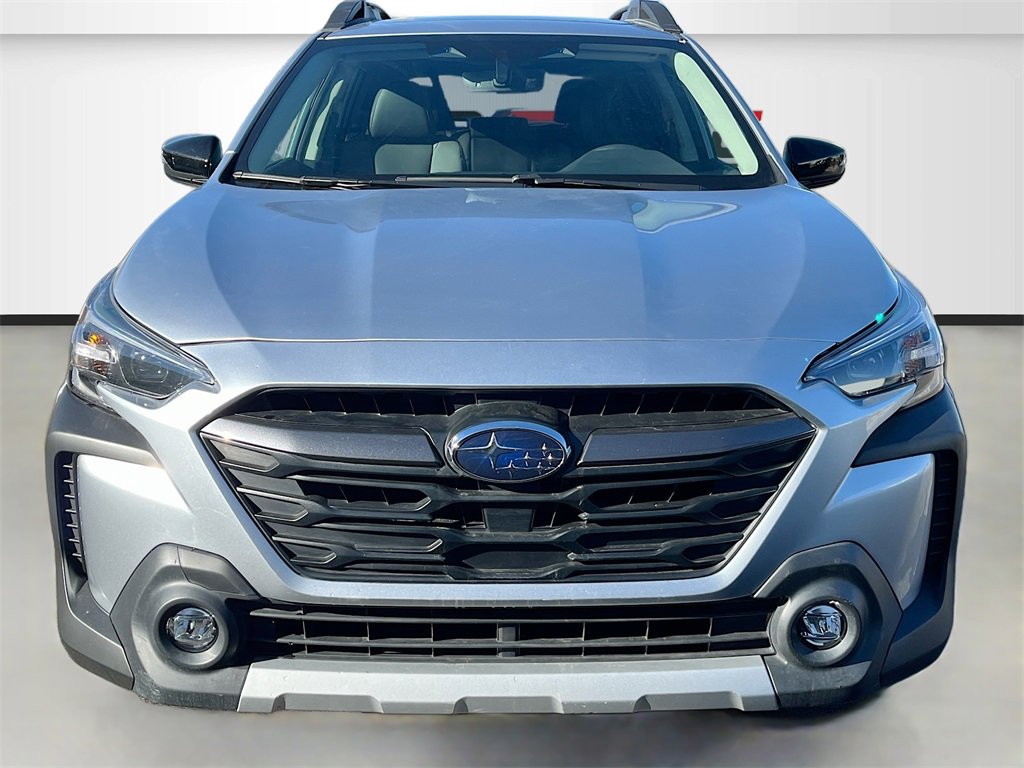 Used 2024 Subaru Outback Onyx Edition image 2