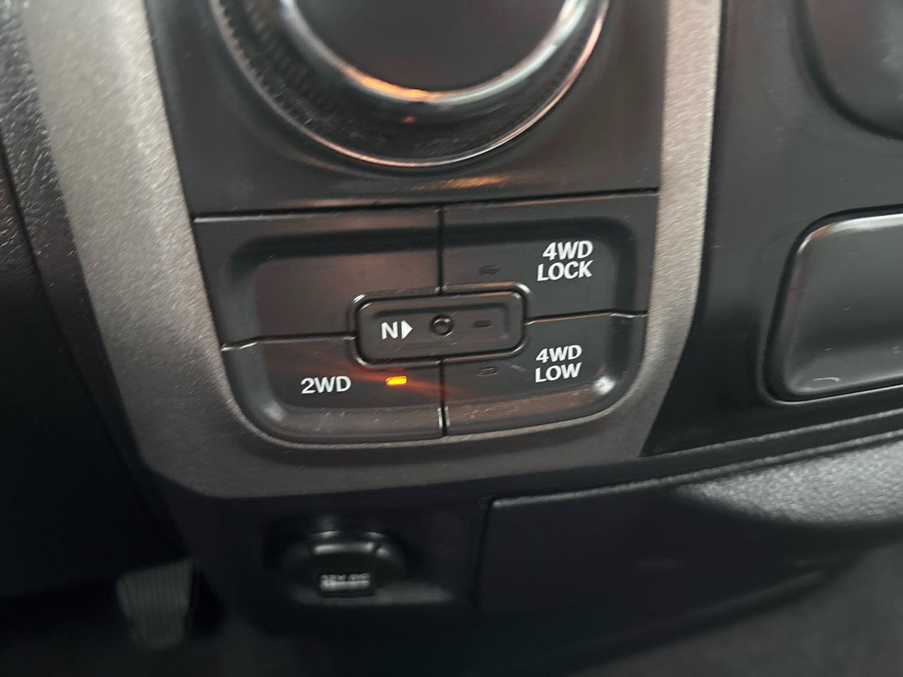 Used 2017 RAM 1500 ST AWD/4WD image 15
