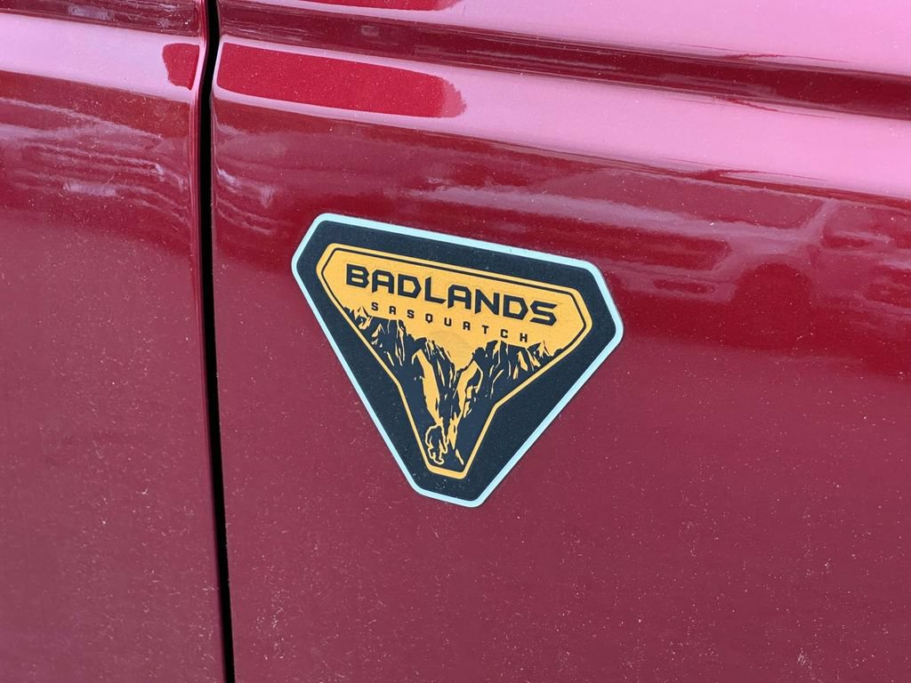 New 2025 Ford Bronco Badlands AWD/4WD image 2