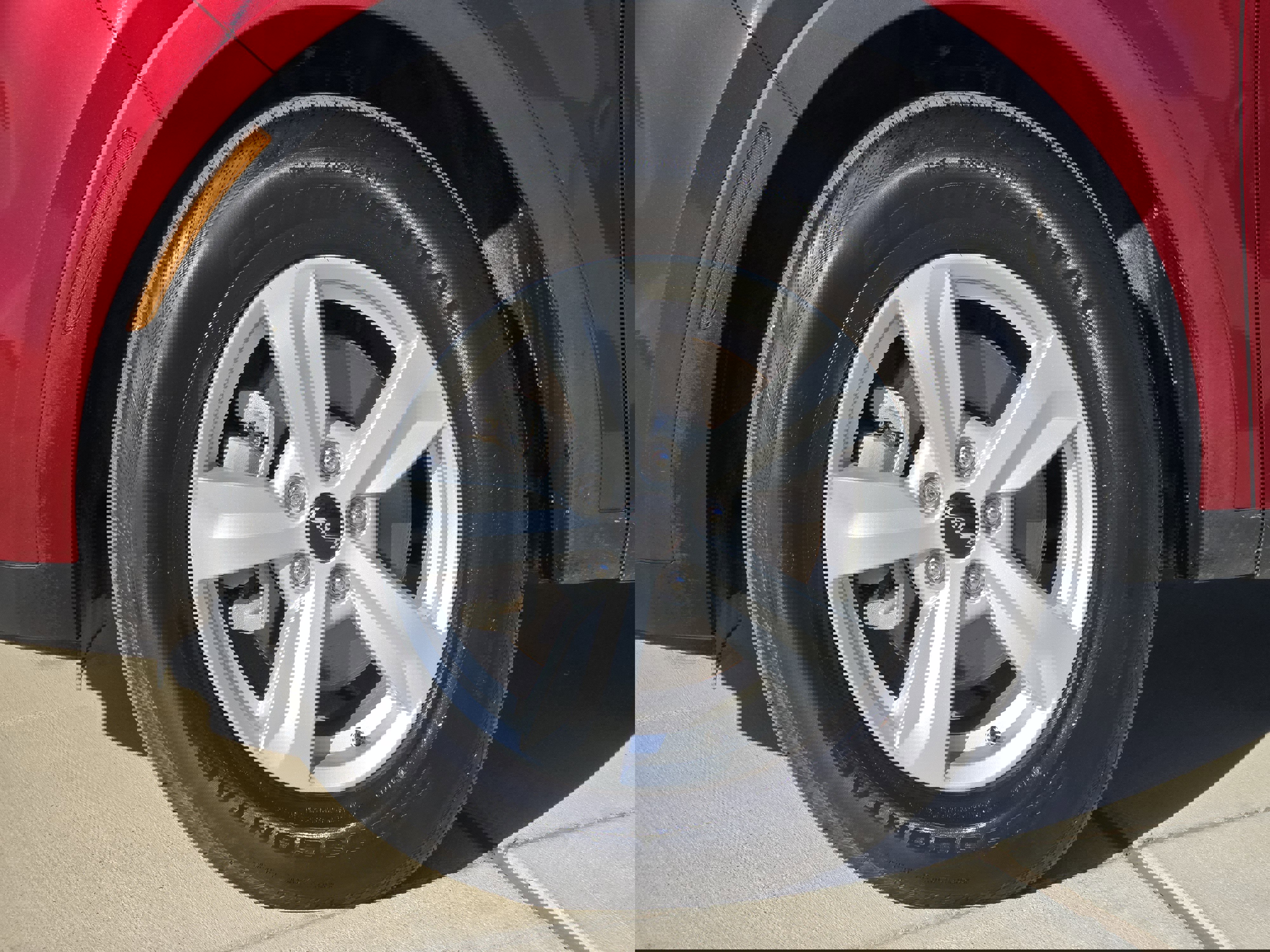 Used 2023 Kia Sorento LX image 13