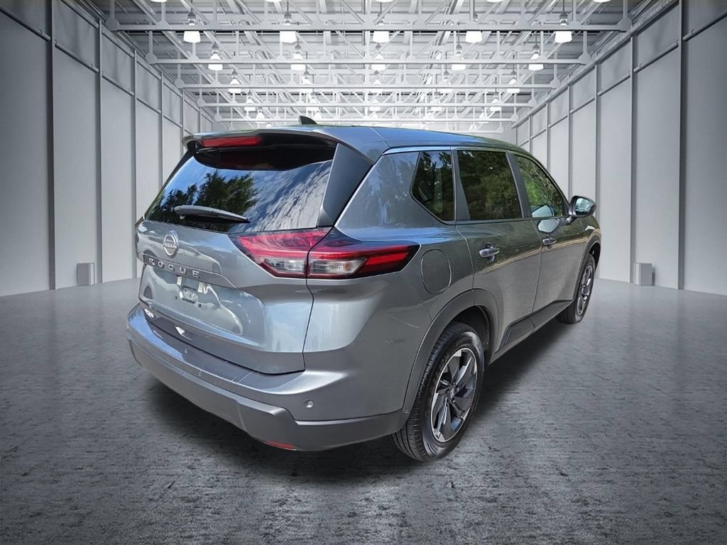 Certified 2025 Nissan Rogue SV FWD image 9