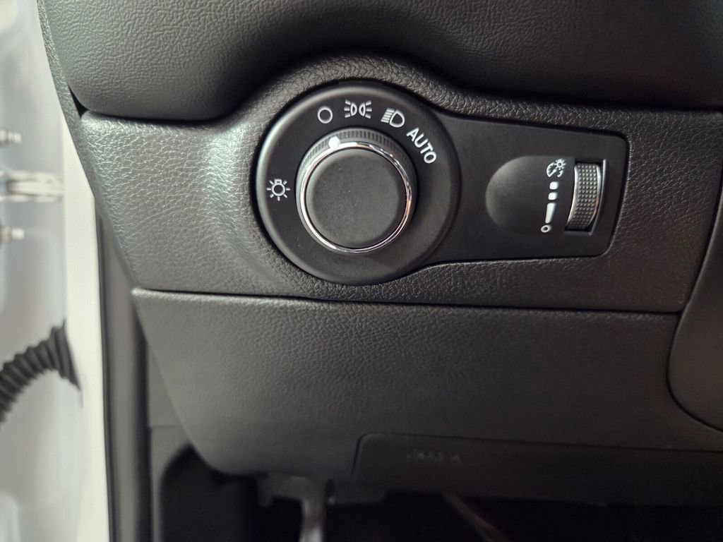 Certified 2025 Dodge Durango GT image 21