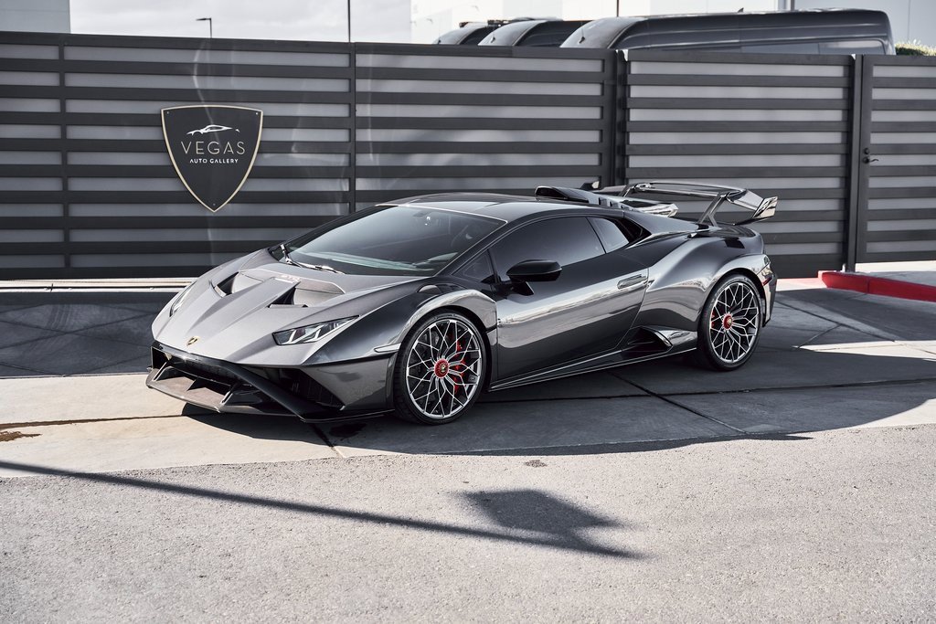 Used 2023 Lamborghini Huracan STO image 6