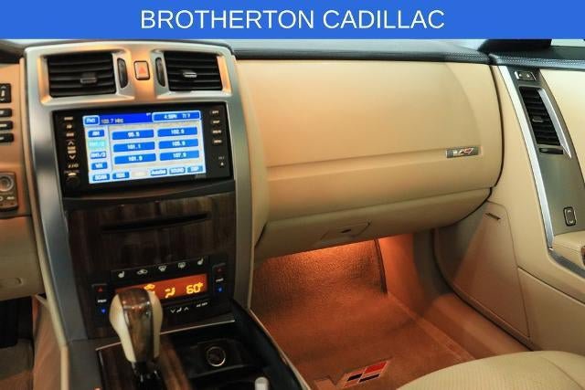 Used 2008 Cadillac XLR V RWD image 23