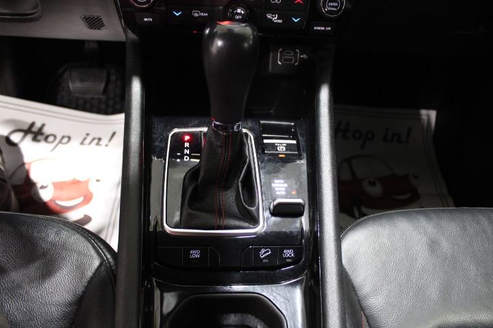 Used 2022 Jeep Compass Trailhawk w/ Trailhawk Convenience Group image 21