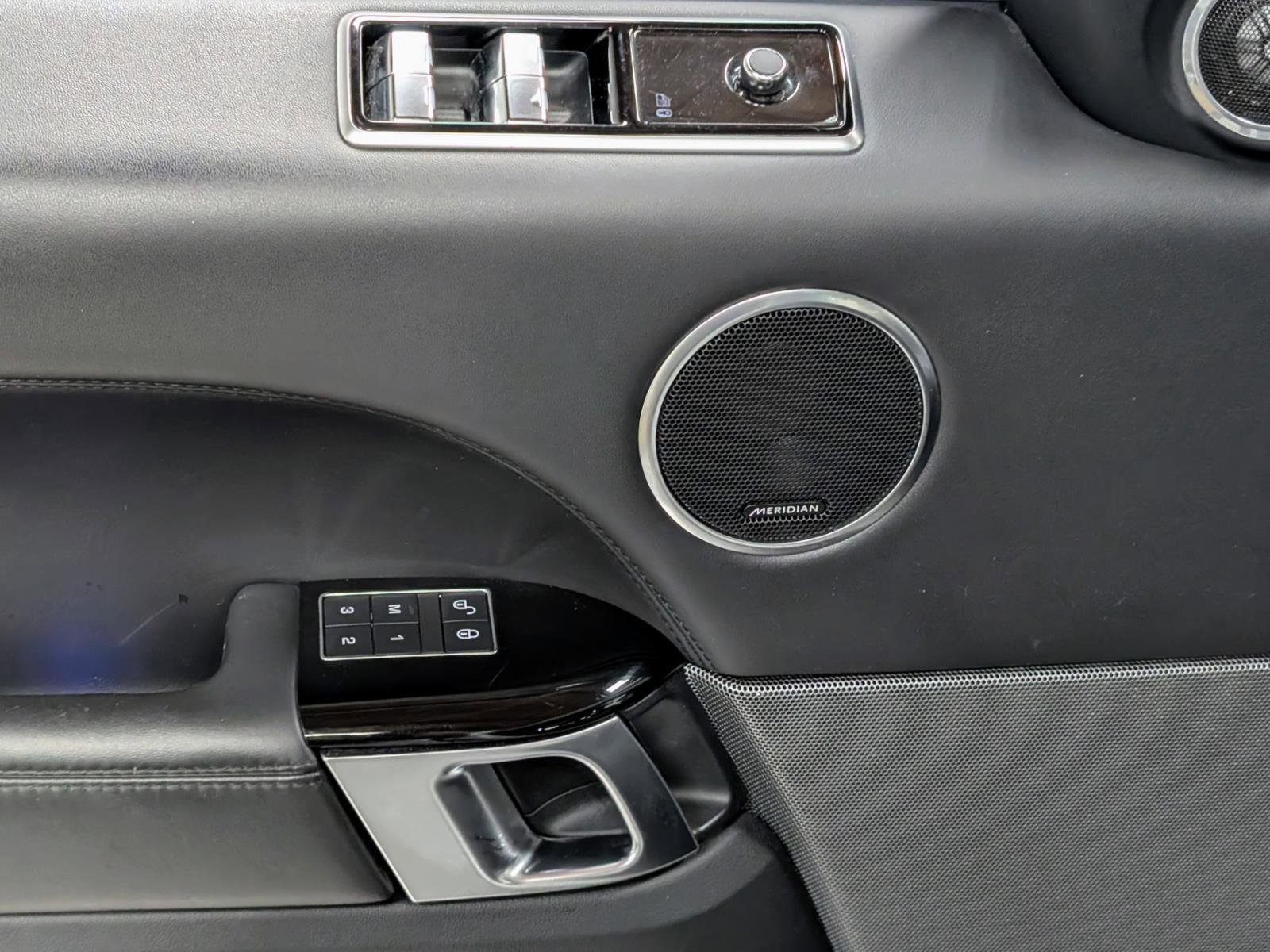 Used 2019 Land Rover Range Rover Sport HSE Dynamic image 12