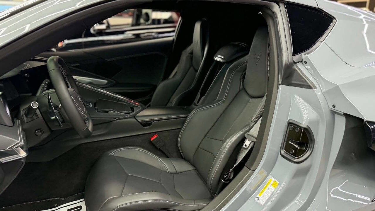 Used 2025 Chevrolet Corvette Stingray Coupe w/ Battery Protection Package RWD image 12