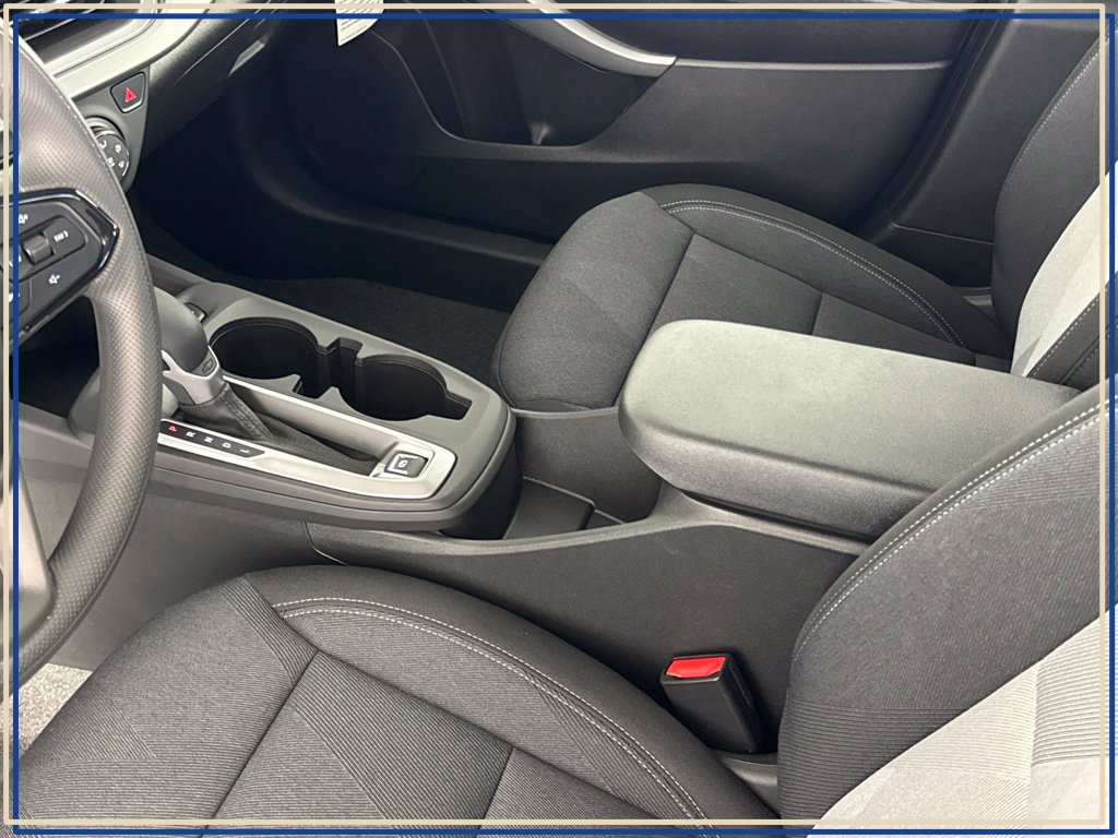 New 2026 Chevrolet Trax LS w/ LS Convenience Package FWD image 20