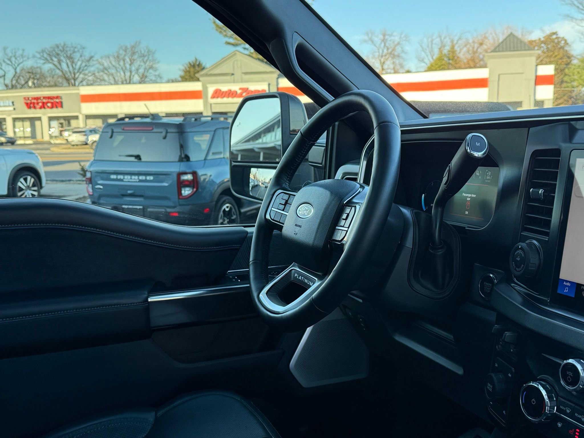 Used 2025 Ford F250 Platinum image 39