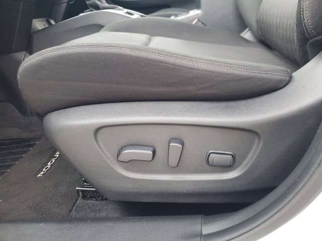 Used 2020 Nissan Rogue SV w/ Premium Package FWD image 15