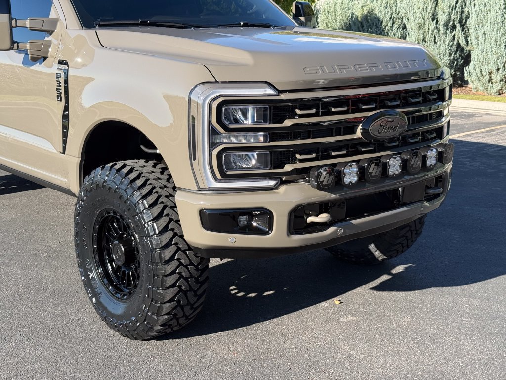 Used 2027 Ford F350 King Ranch w/ Tremor Off-Road Package AWD/4WD image 3