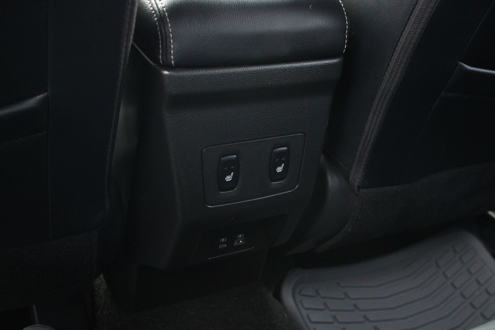 Used 2024 Mitsubishi Eclipse Cross SEL AWD/4WD image 20