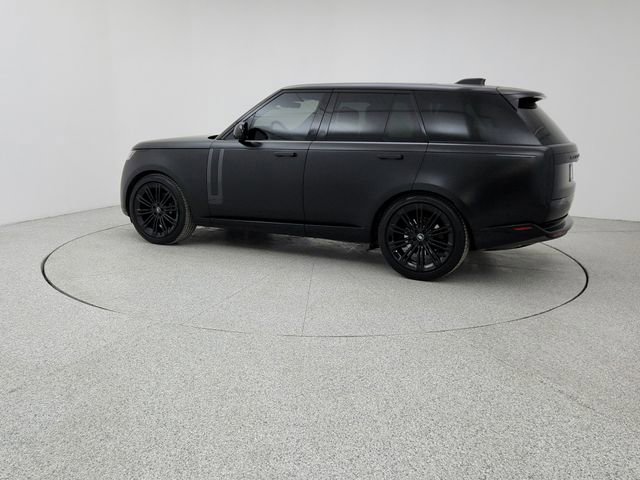 Certified 2023 Land Rover Range Rover SE image 7