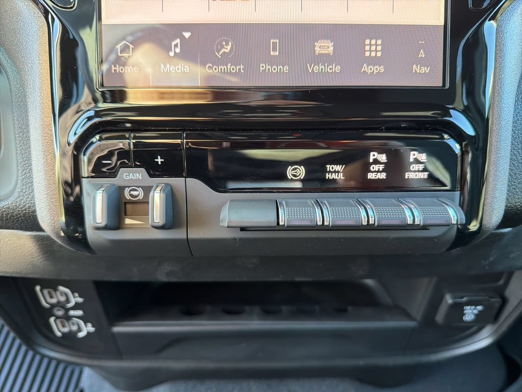 New 2026 RAM 3500 Tradesman AWD/4WD image 38